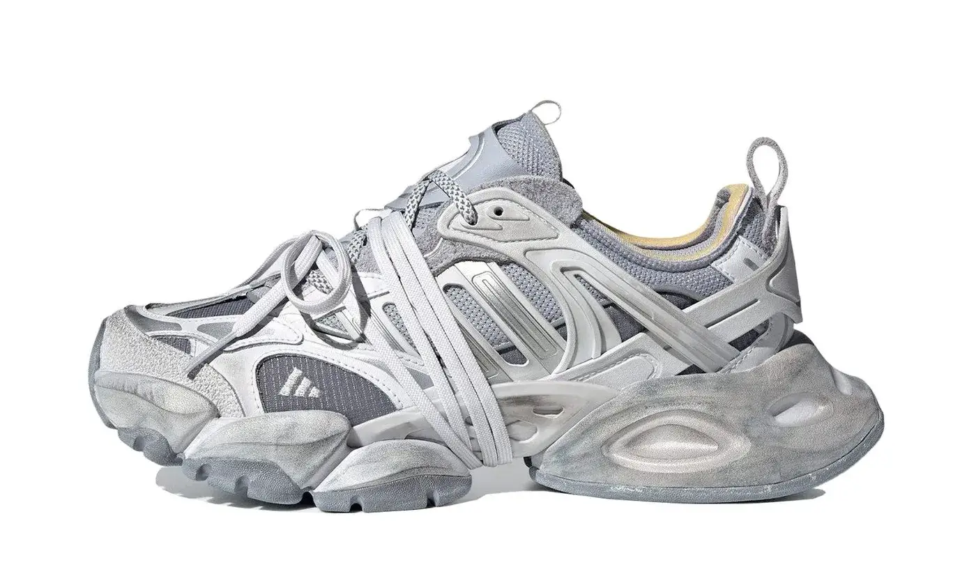 adidas XLG Runner Deluxe Gray