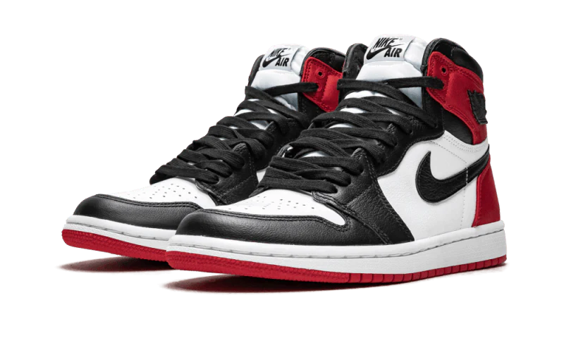 Air Jordan 1 Retro High Satin Black Toe - Image 2