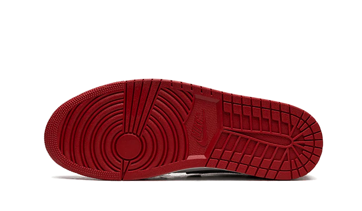 Air Jordan 1 Retro Low OG Black Toe - Image 4