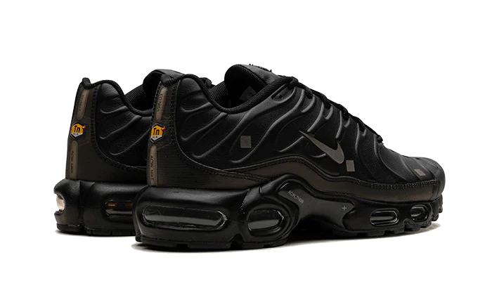 A-COLD-WALL x Nike Air Max Plus Black - Image 3