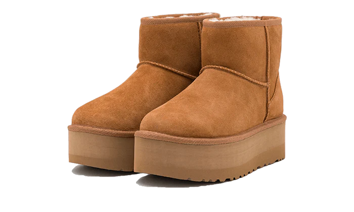 UGG Classic Mini Platform Boot Chestnut - Image 2