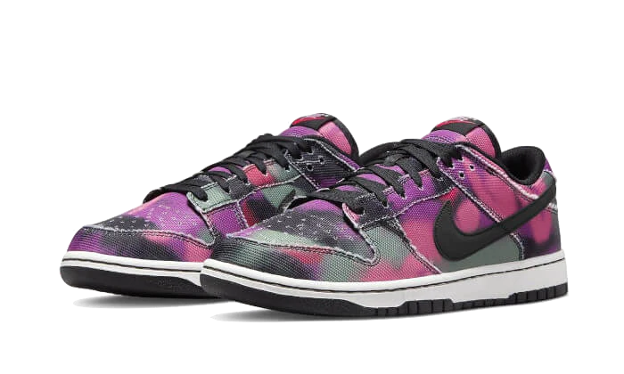 Nike Dunk Low Graffiti Pink - Image 2