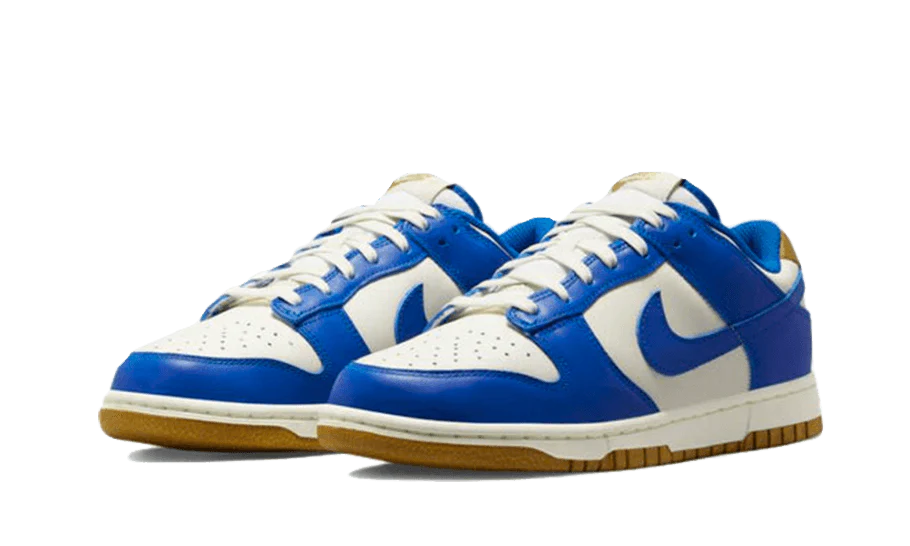 Nike Dunk Low Kansas City Royals - Image 2