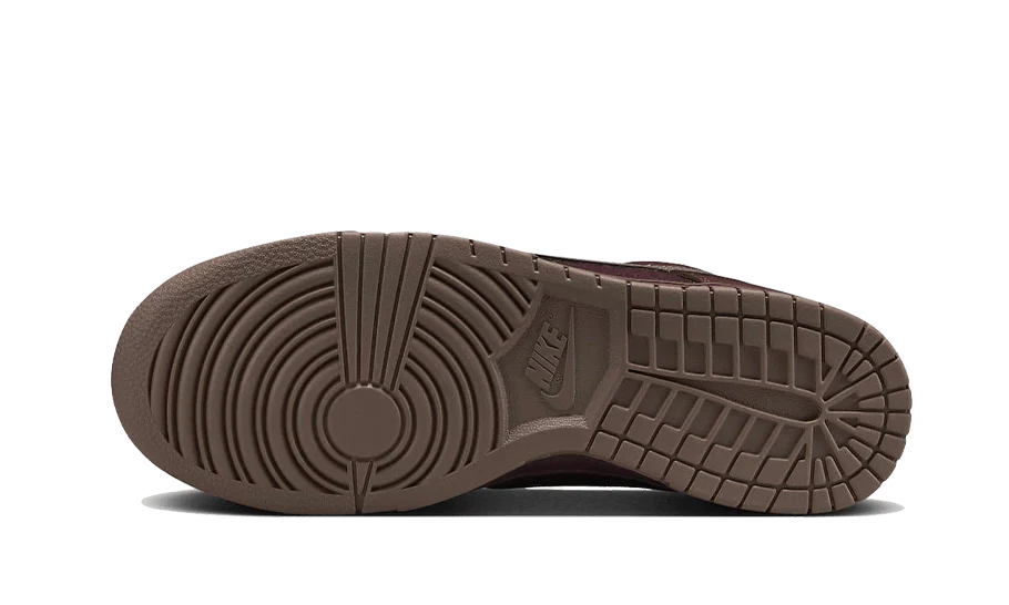 Nike Dunk Low Premium Burgundy Crush - Image 3