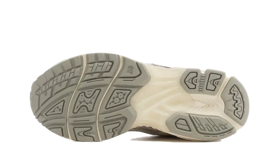 Asics Gel-Kayano 14 White Sage Smoke Grey - Image 4