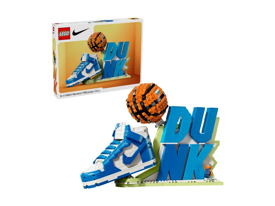 LEGO x Nike Dunk Set 43008