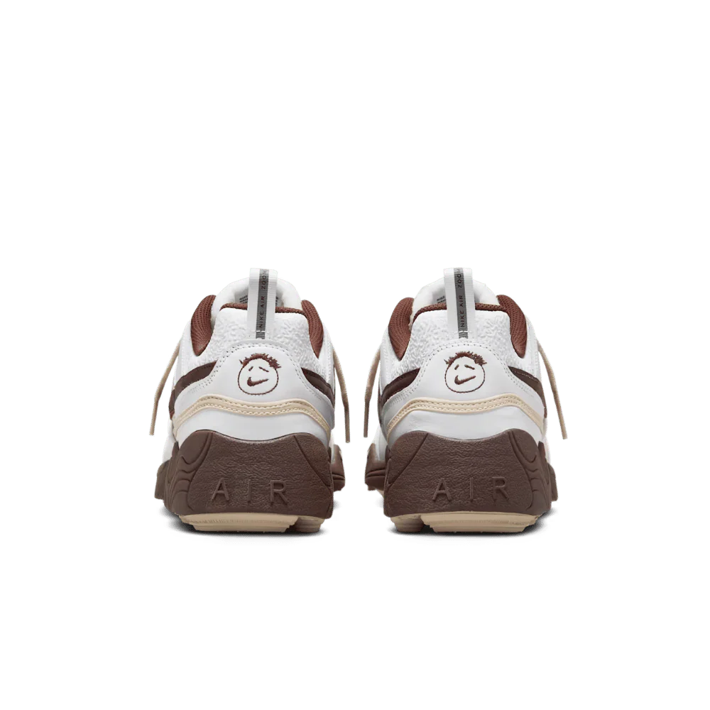 Travis Scott x Nike Zoom Field Jaxx Light Chocolate - Image 4