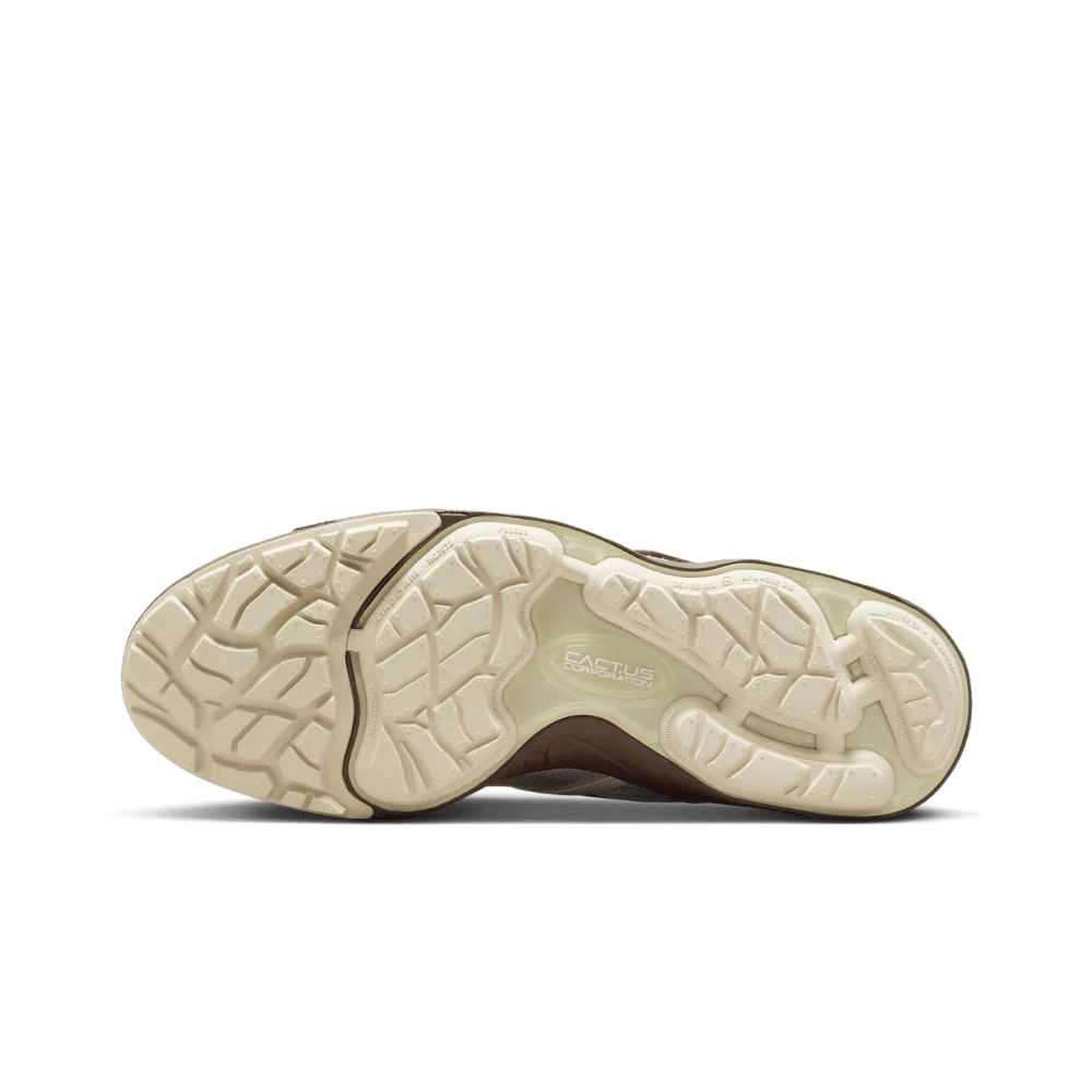 Travis Scott x Nike Zoom Field Jaxx Light Chocolate - Image 5